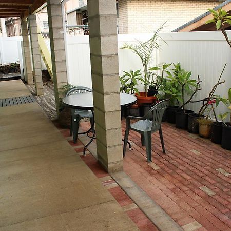 Hostel Honolulu Buitenkant foto